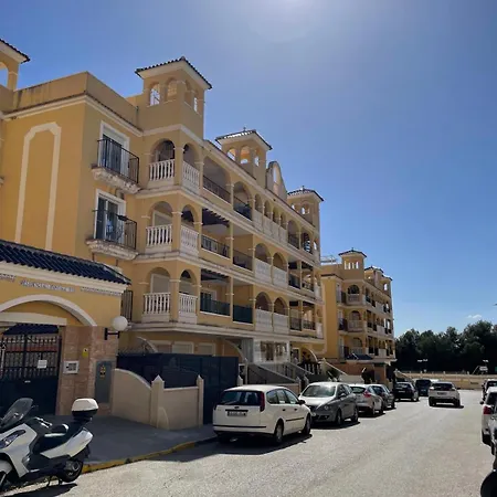 Apartment S&f- *